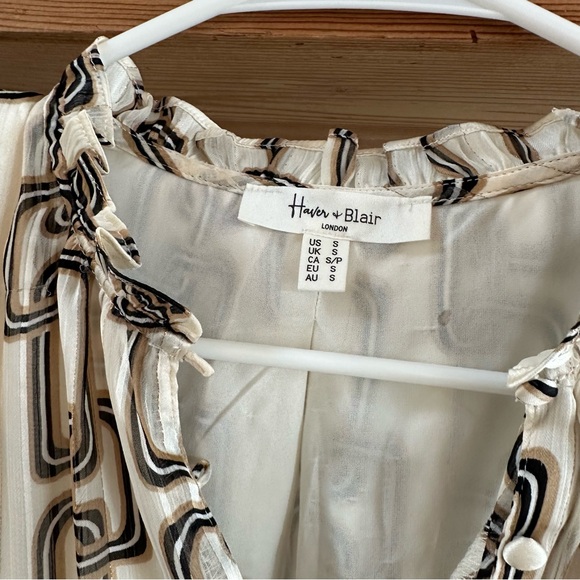 Haven & Blair Chain Print Long Sleeve Silky Blouse / Size S - Picture 7 of 7